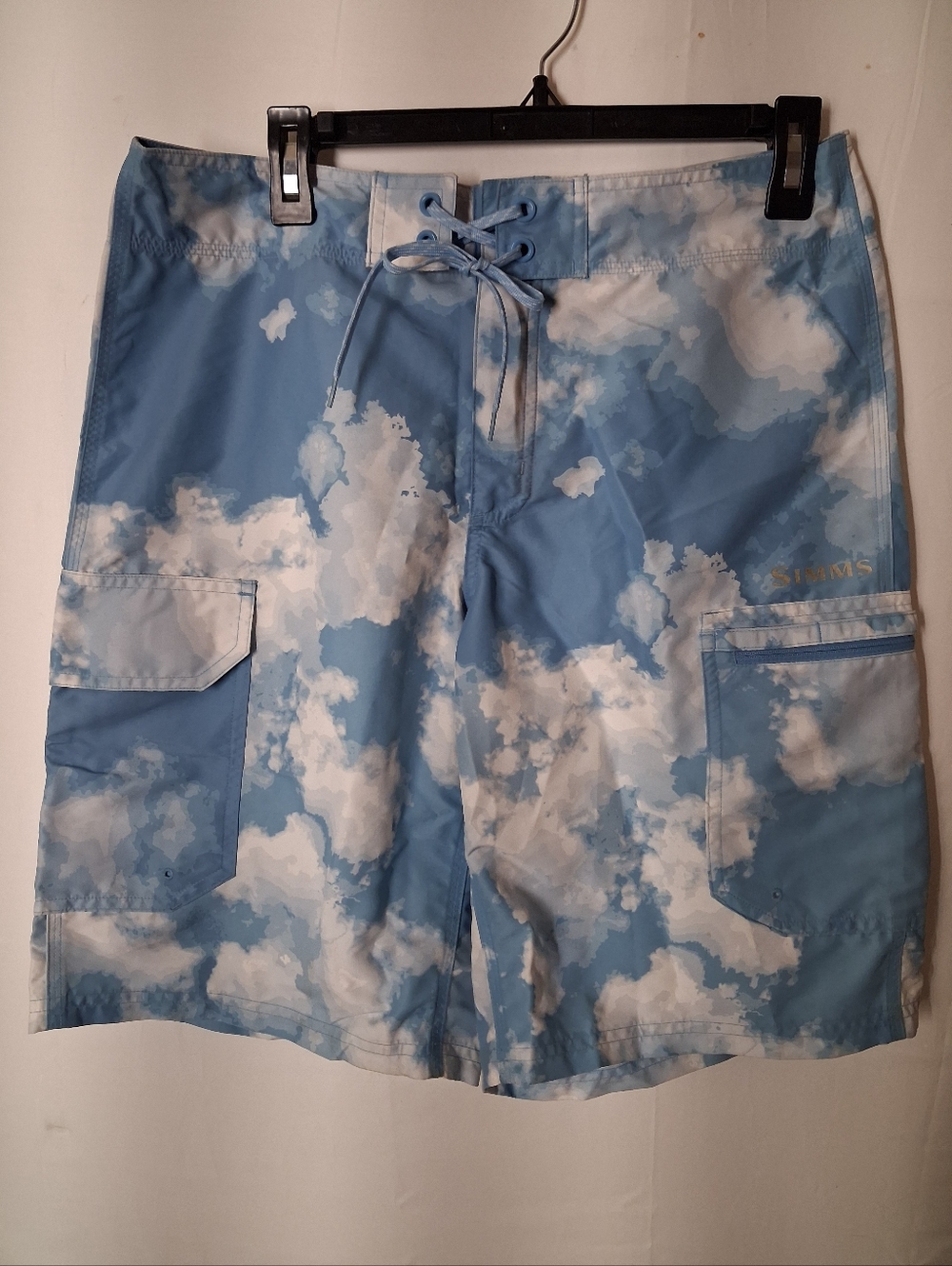 Simms Surf Shorts blue cloud camo print Size S(30-32)